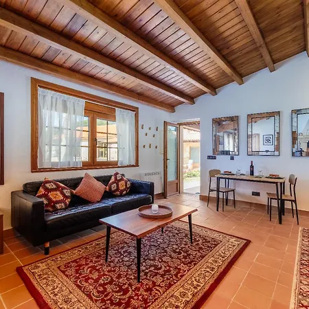 Casita Independiente A Pasos Del Camino Сasa de vacaciones Pontevedra